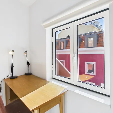 Cozy 1br With Private Terrace Praca Flores | By Airnest 아파트 *
