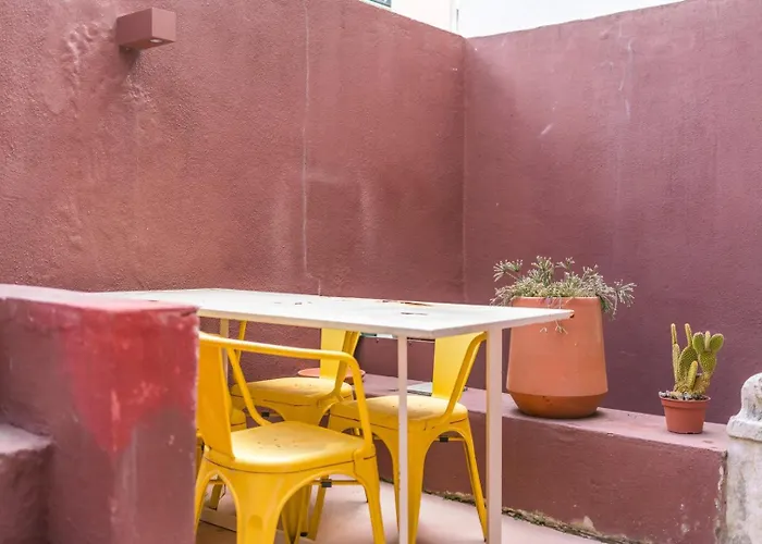 דירה Cozy 1br With Private Terrace Praca Flores | By Airnest