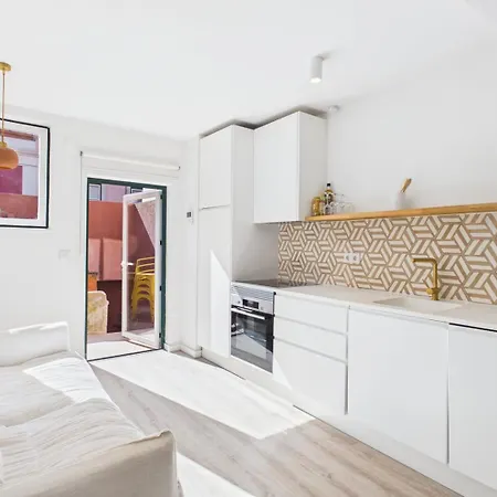 Cozy 1br With Private Terrace Praca Flores | By Airnest 아파트 *